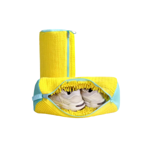 • ???? Machine-safe design – protects shoes while washing • ???? Built-in soft brushes – deep cleaning effect • ???? Zip closure – secure & easy to use