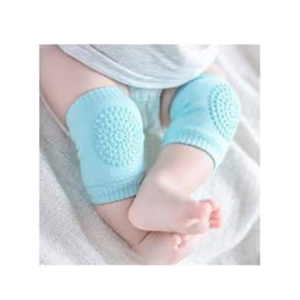 • Anti-slip design prevents slipping and injuries • Soft and gentle material safe for baby skin • Perfect for crawling and learning to walk