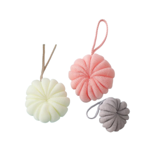 ???? Creates rich foam for better cleaning ???? Gentle and soft on the skin ???? Comfortable grip and reusable design